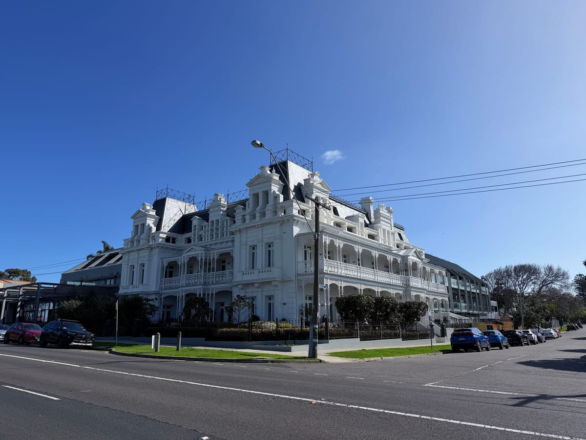 Street view of the Beaumaris Hotel frontage and slate roofline